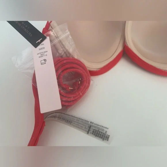 VS bandeau swim top - Picture 3 of 3